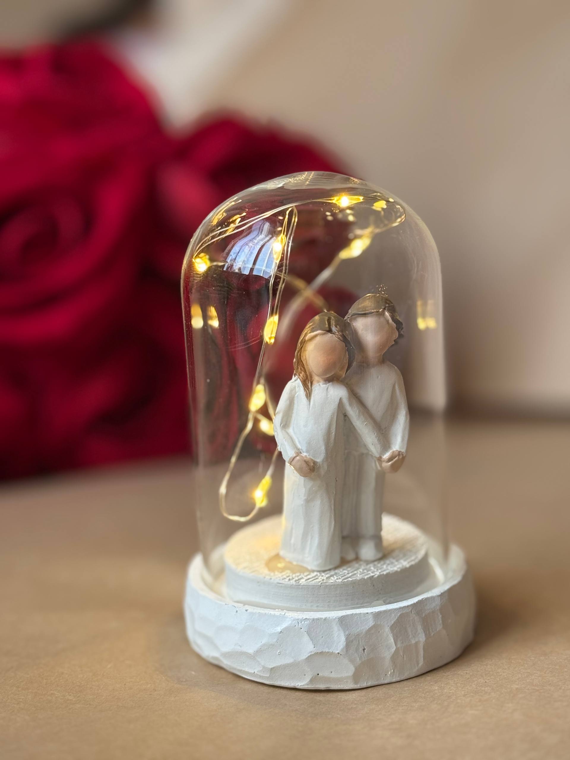 بلوره ملائكه الحب